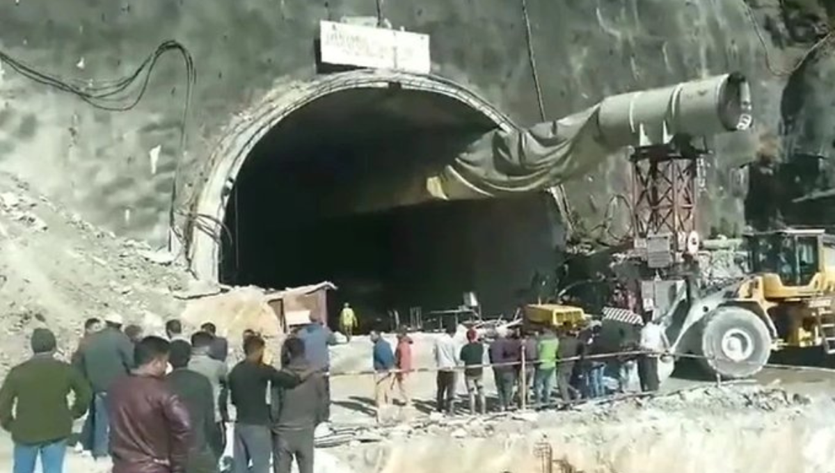 Colapso en un túnel en India deja atrapados a 40 trabajadores: VIDEO