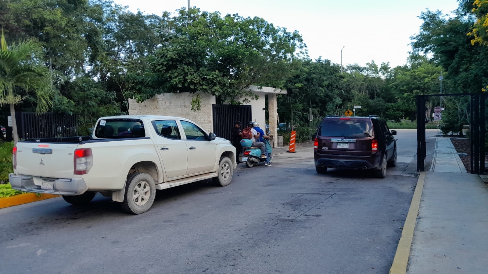 El Parque Urbano Metropolitano es de libre acceso, pero el complejo no ha colocado ningún señalamiento que lo informe.