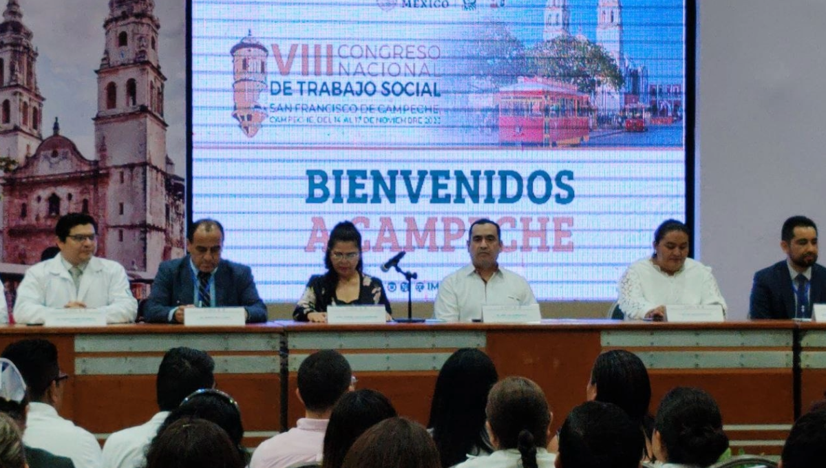 Explicó que los profesionales en trabajo social, basan sus actividades en la intervención social