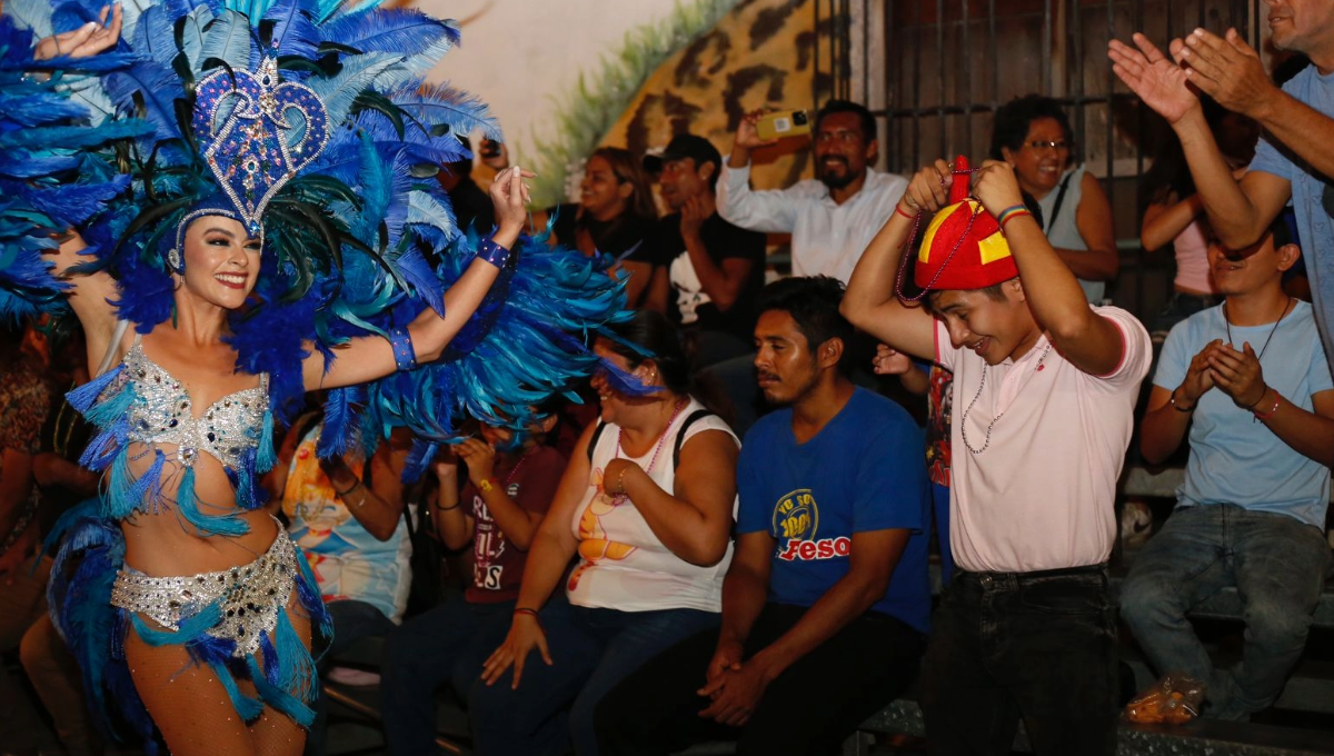 Ayer en su última Noche de Carnaval los yucatecos demostraron nuevamente que saben disfrutar de esta fiesta