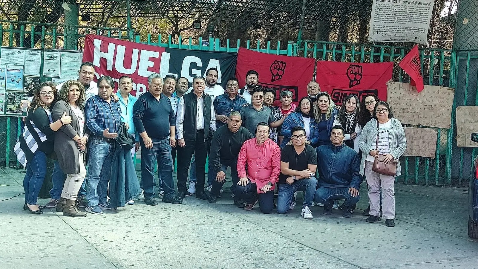 Colegio de Bachilleres advierte con irse a plantón frente a Palacio Nacional