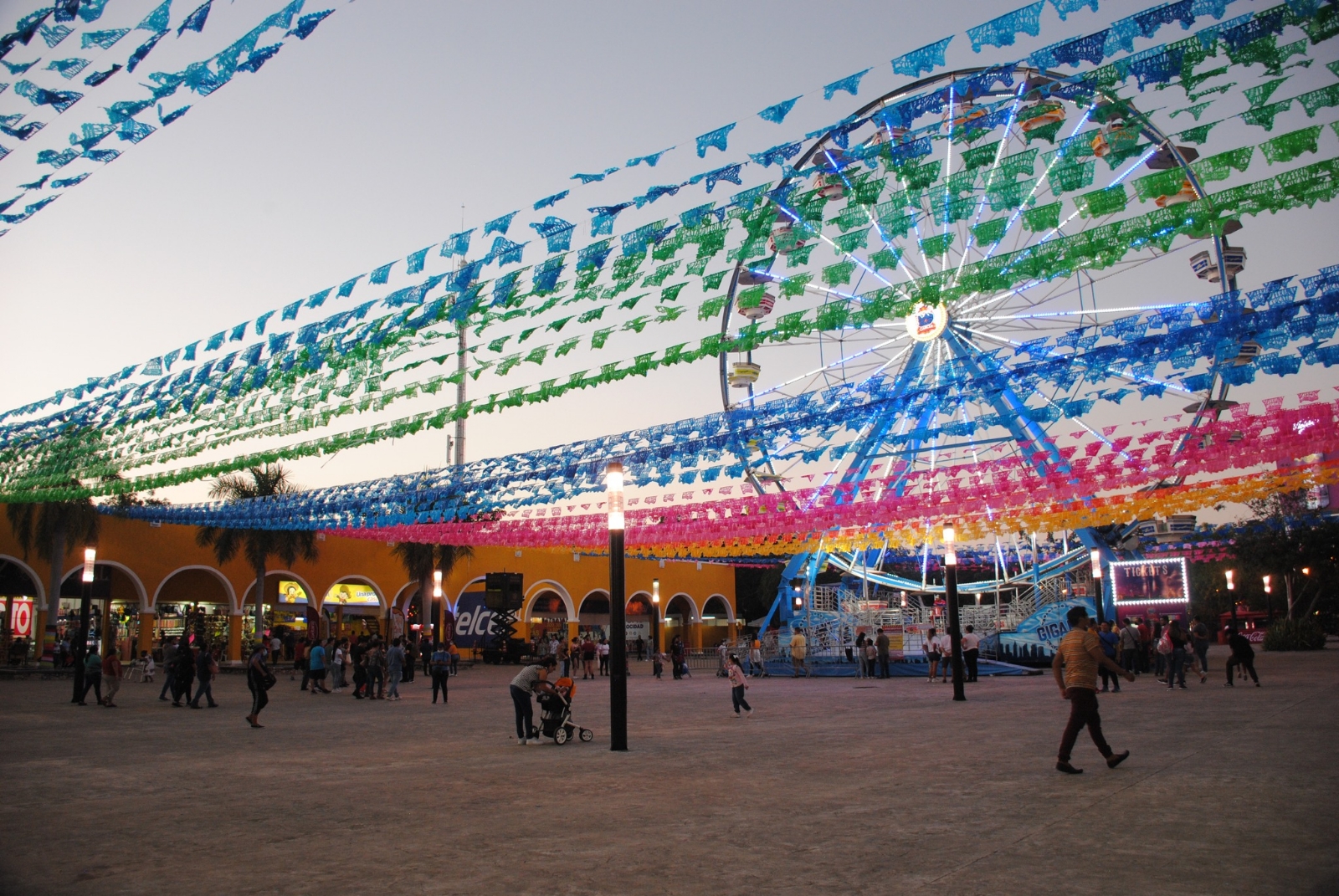Feria Yucatán Xmatkuil 2023: Conoce los precios de entrada y estacionamiento de este año