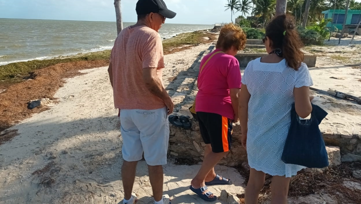 Los habitantes explicaron que desde que el primer frente frío golpea la costa, la afluencia decae junto con la actividad marina