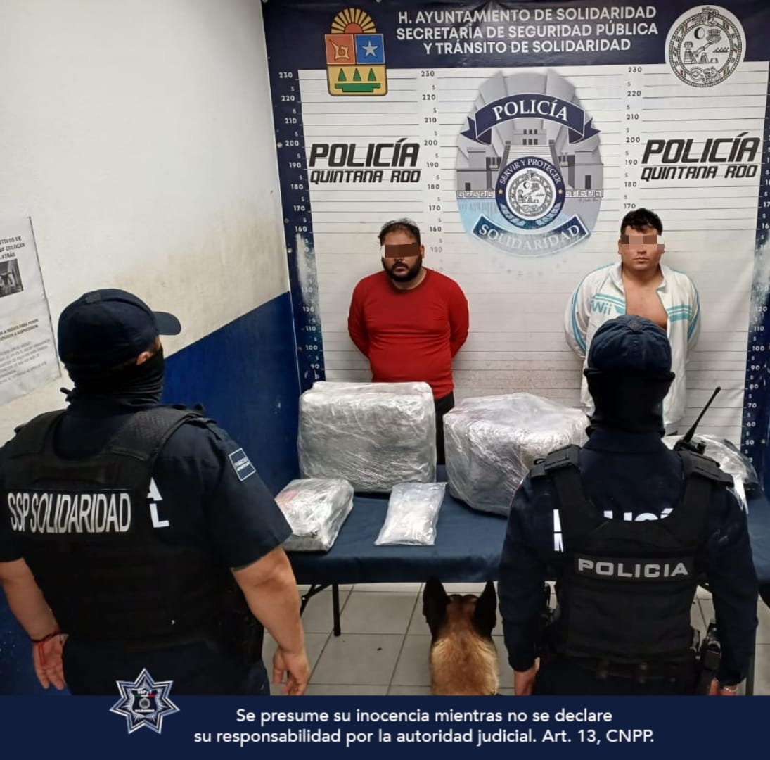 Capturan a dos hombres con 36 paquetes con posibles narcoticos en Playa del Carmen