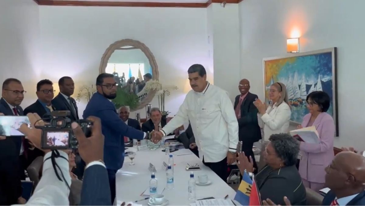 Los presidentes de Venezuela y Guyana acordaron mantener un diálogo bilateral y no escalar sus diferencias por la región del Esequibo