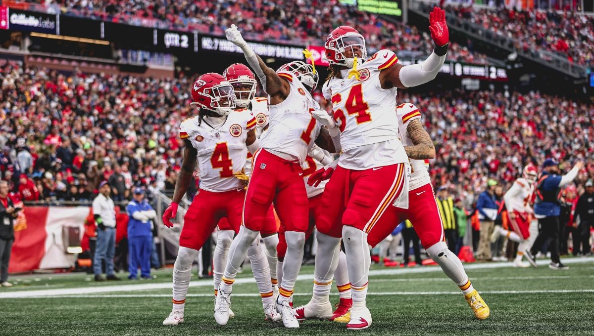 En la Semana 15 de la NFL, los Jefes de Kansas City regresaron a la senda del triunfo al derrotar a unos Patriotas que han tenido una de sus peores tenporadas en los últimos años