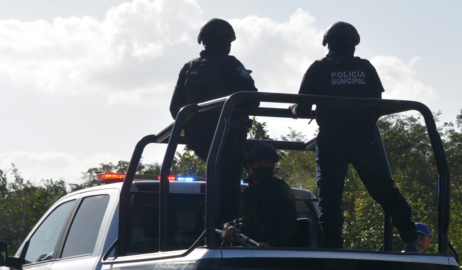 Hasta 350 vacantes en la policía de Cancún