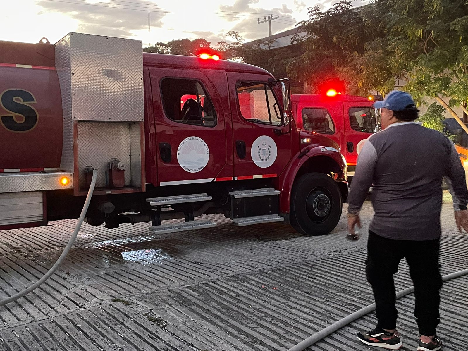 Incendio en tienda abandonada del ISSTE de la región 93