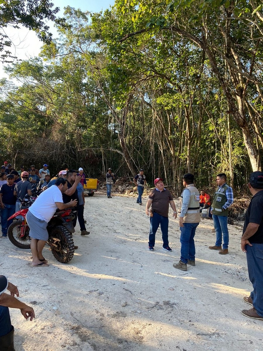 Por el presunto despojo de tierras, campesinos de Felipe Carrillo Puerto bloquearon los trabajos del tramo 6 del Tren Maya