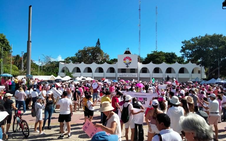 Cancún se une a la convocatoria de la próxima marcha en defensa del INE