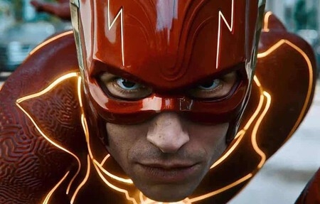 Ezra Miller como Flash en su nueva película