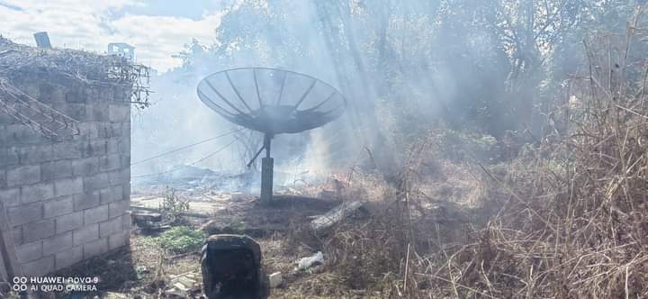 Vecinos provocan incendio por quemar basura en Escárcega