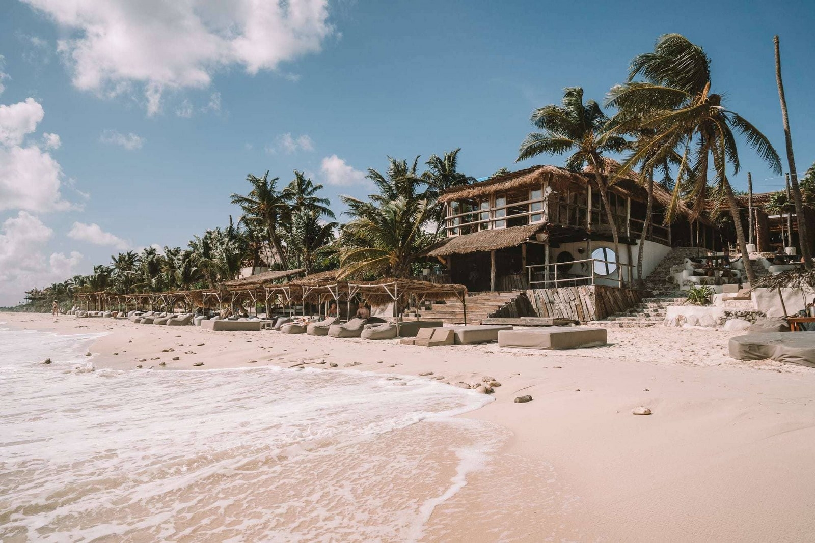 Hotel Papaya Playa pide perdón por ecocidio en Tulum