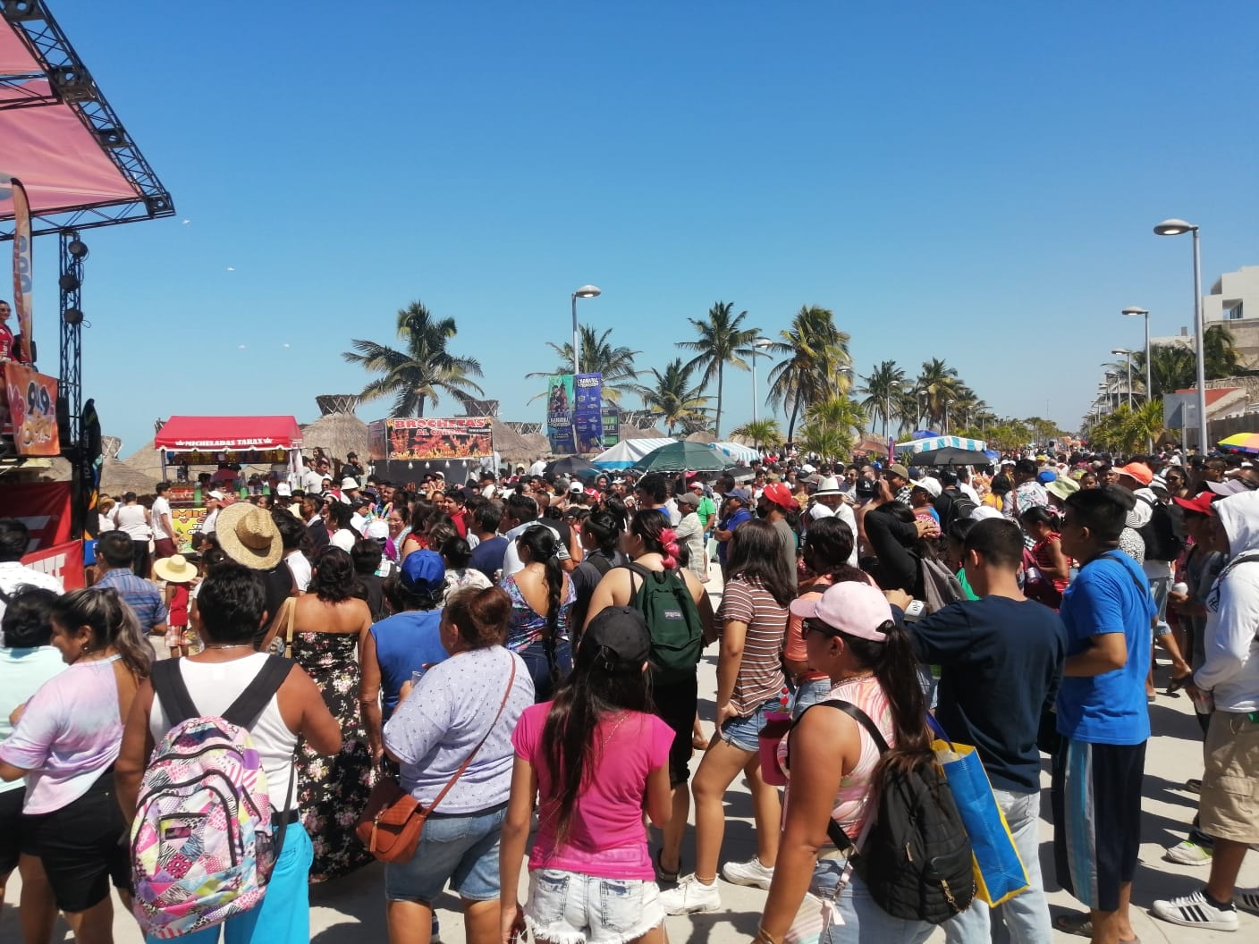 Con el Martes de Batalla de las Flores se cierran las fiestas del Carnaval de Progreso