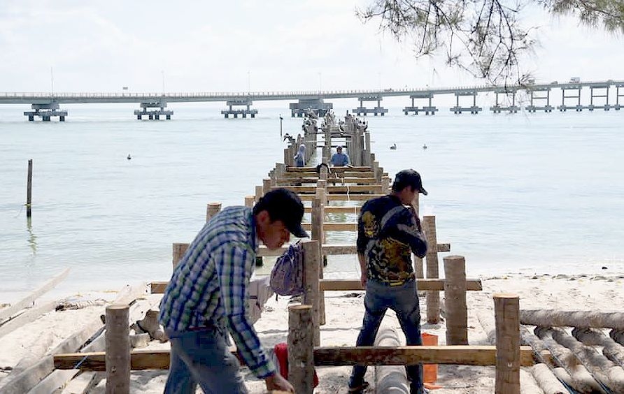 Por falta de permisos, Semarnat suspende obras en muelles de Arroyo Grande en Ciudad del Carmen