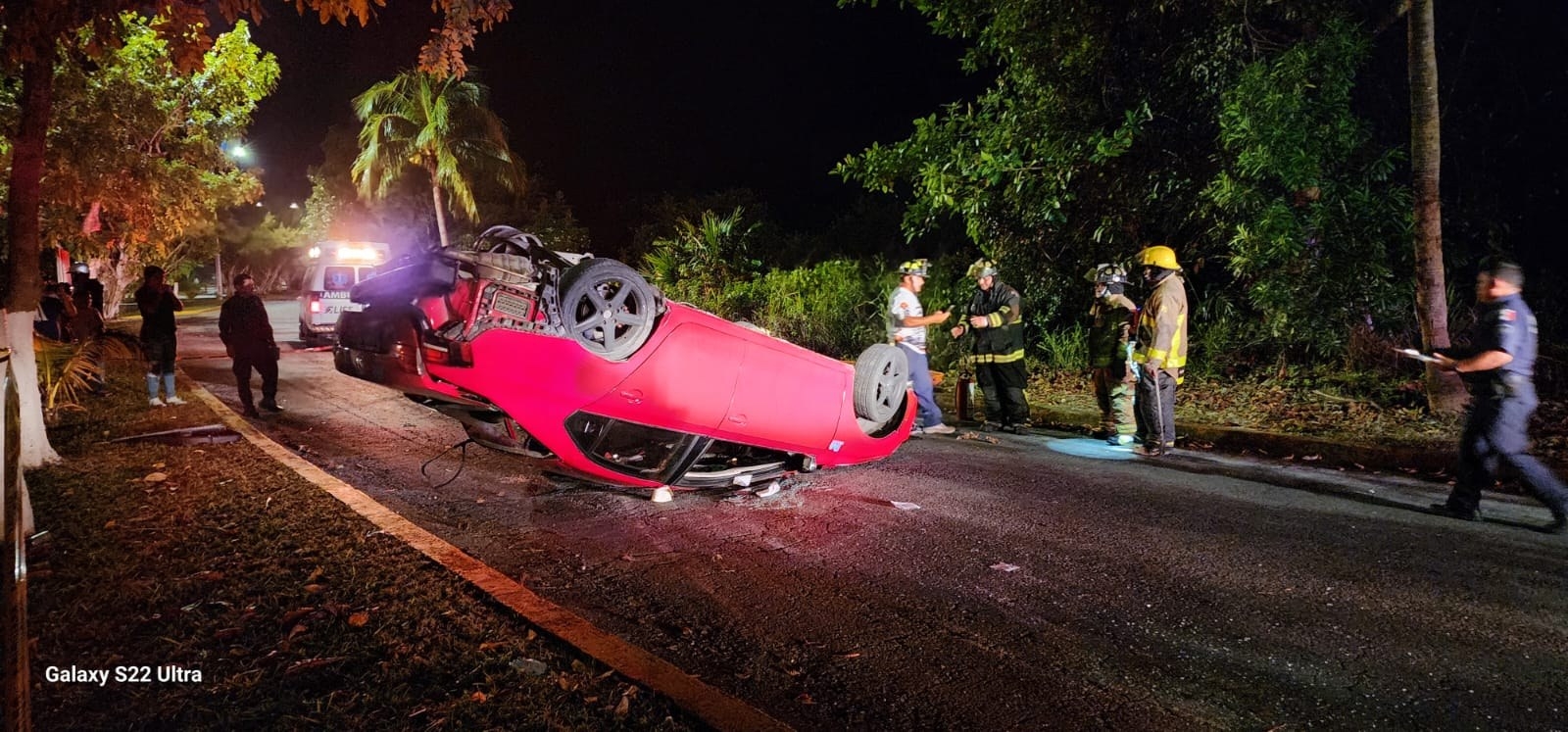 Vuelcan elementos de la Guardia Nacional en Cozumel; hay dos personas graves