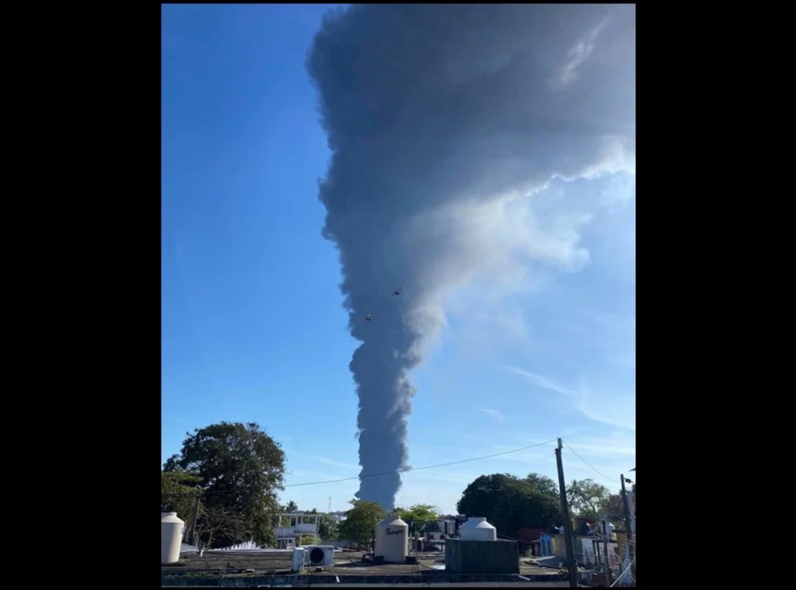 Incendio de oleoducto de PEMEZ en Veracruz VIDEO