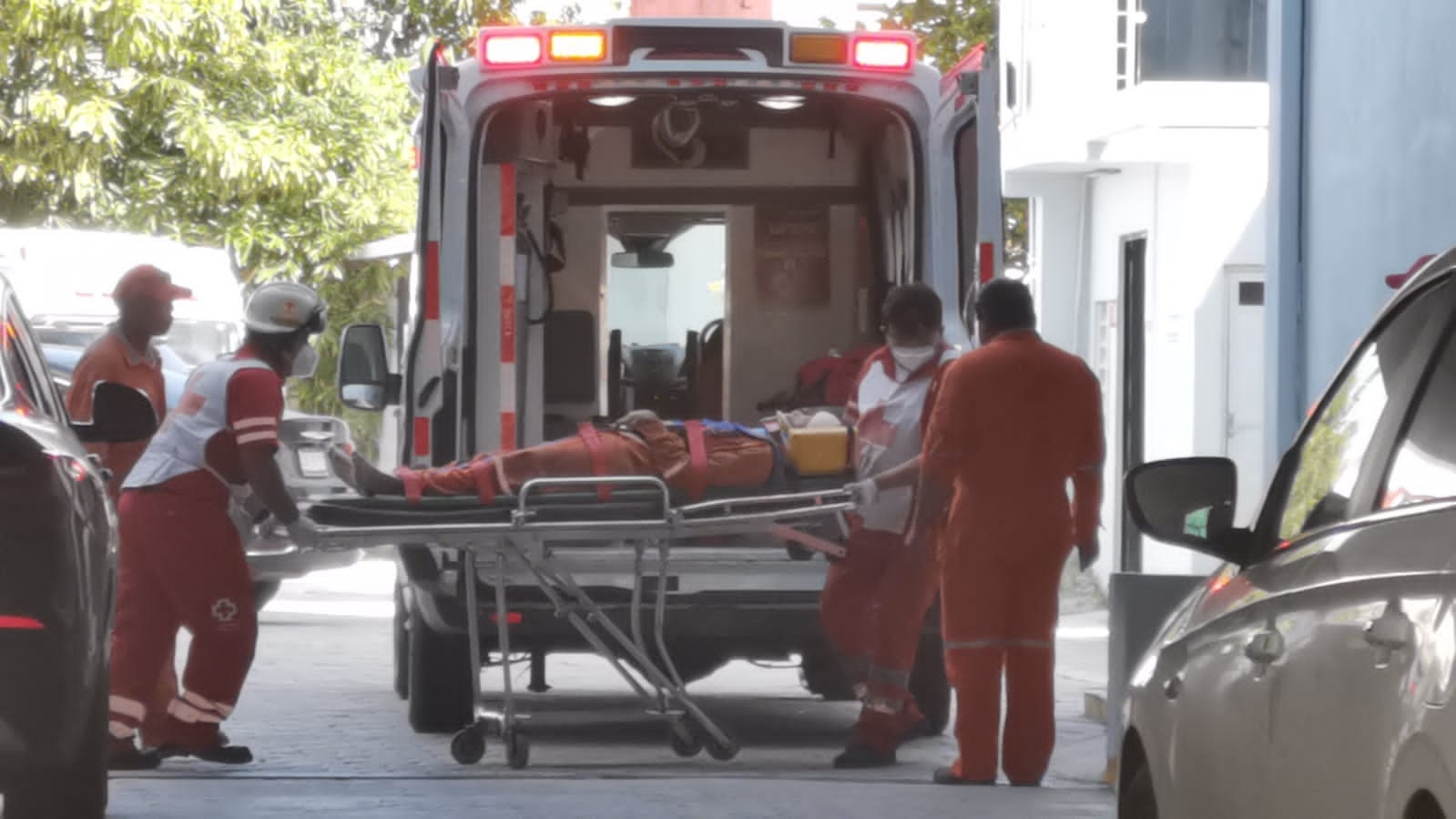 Joven de 19 años se rompe la cabeza tras caer de casi 8 metros en Ciudad del Carmen