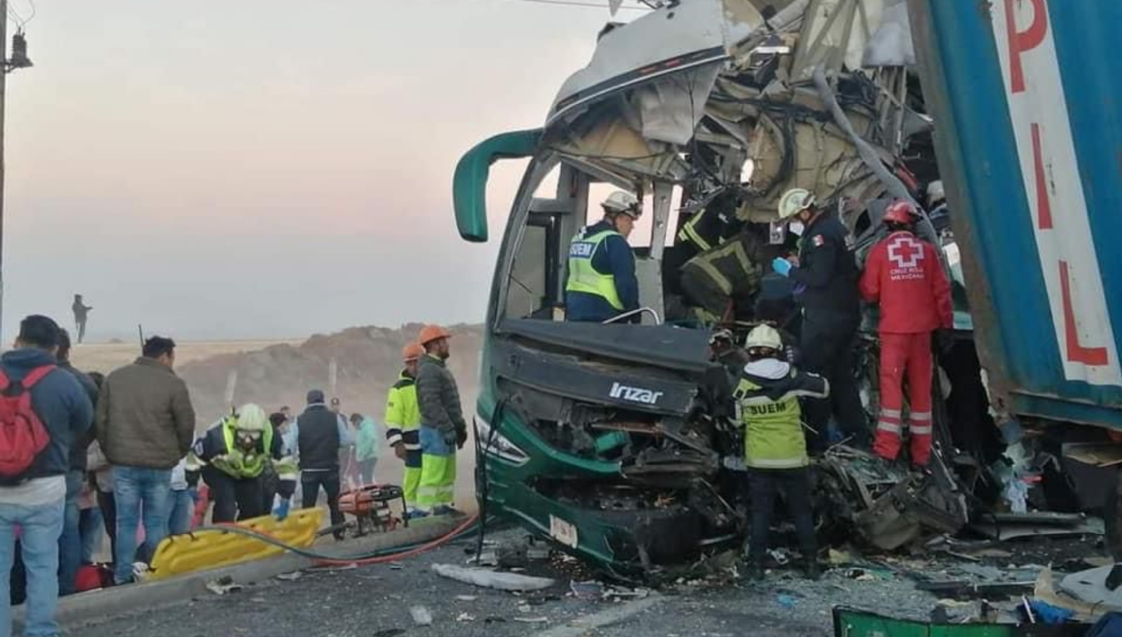 Cinco muertos y varios heridos tras accidente en libramiento Lerma-Xonacatlán