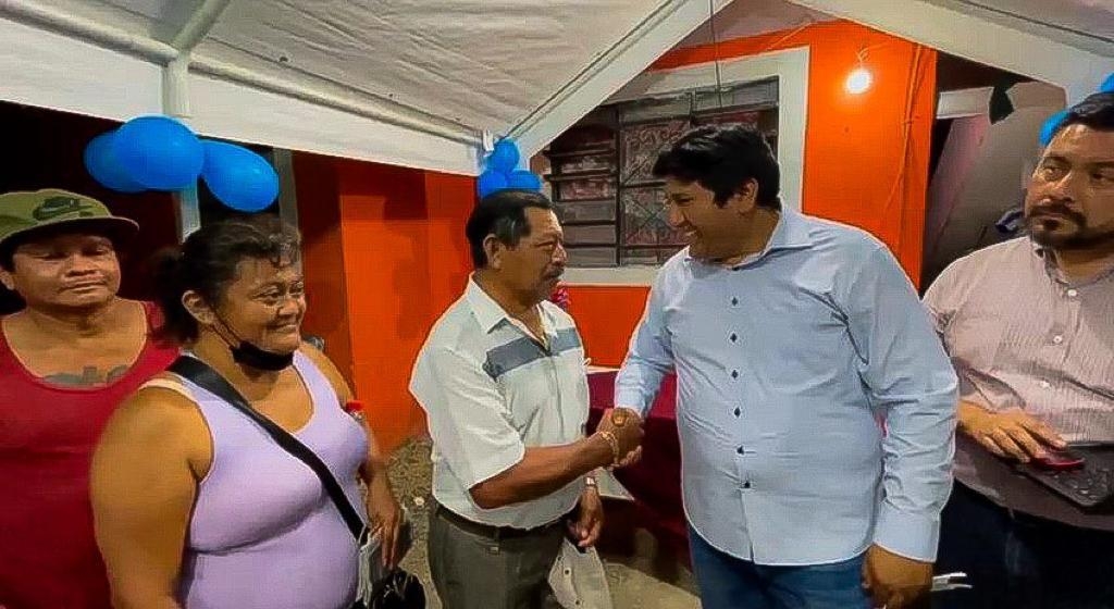 Rogerio Castro Vázquez ha tenido una buena relación con los yucatecos, brindando apoyos a los que lo necesitan