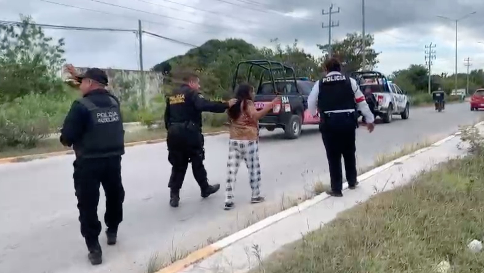 Los vecinos pensaron que la mujer había sido arrollada en una avenida en Champotón