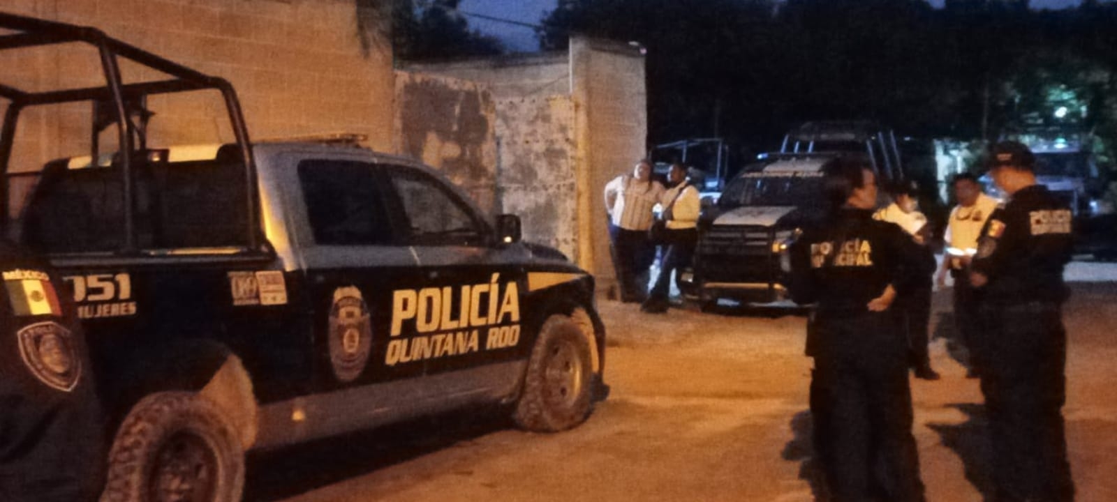 Familiares y amigos de dos adolescentes detenidos protestaron contra la policía de Isla Mujeres