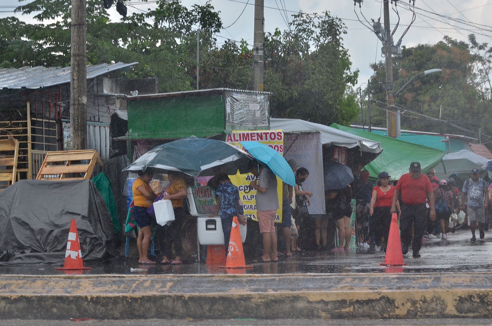 Clima de Quintana Roo 6 de febrero: Continuarán las lluvias y chubascos este lunes