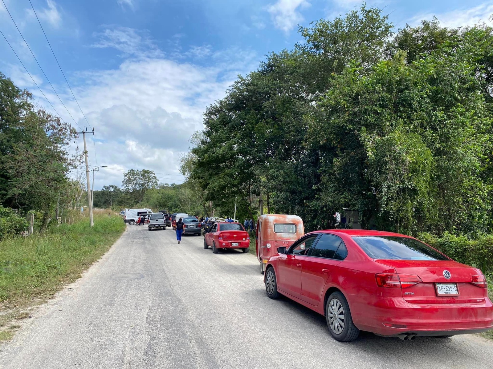 La carretera a Champotón lleva 24 horas bloqueada