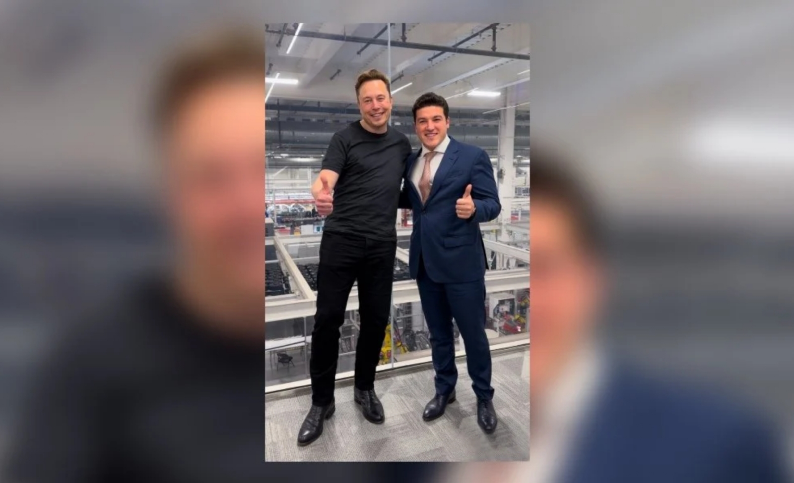 Samuel García presume fotos con Elon Musk y se cuelga medalla de éxito