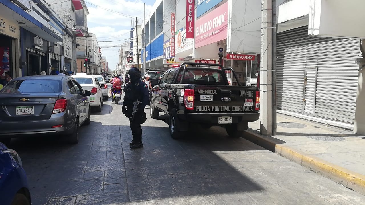 Fueron alrededor de tres tiendas cateadas y clausuradas en el Centro de Mérida