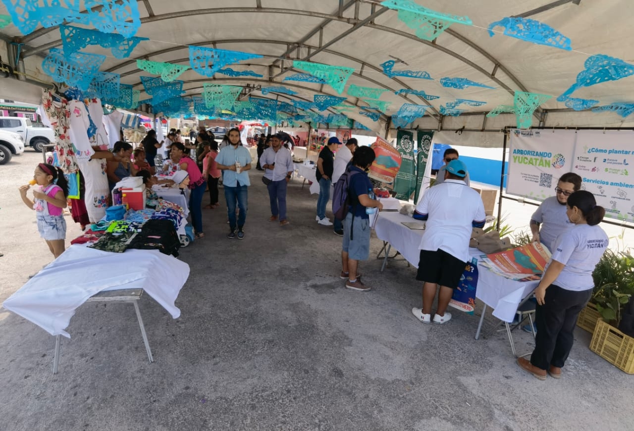 Comerciantes de Chelem en Progreso ofertan sus productos en el Festival de la Veda: EN VIVO
