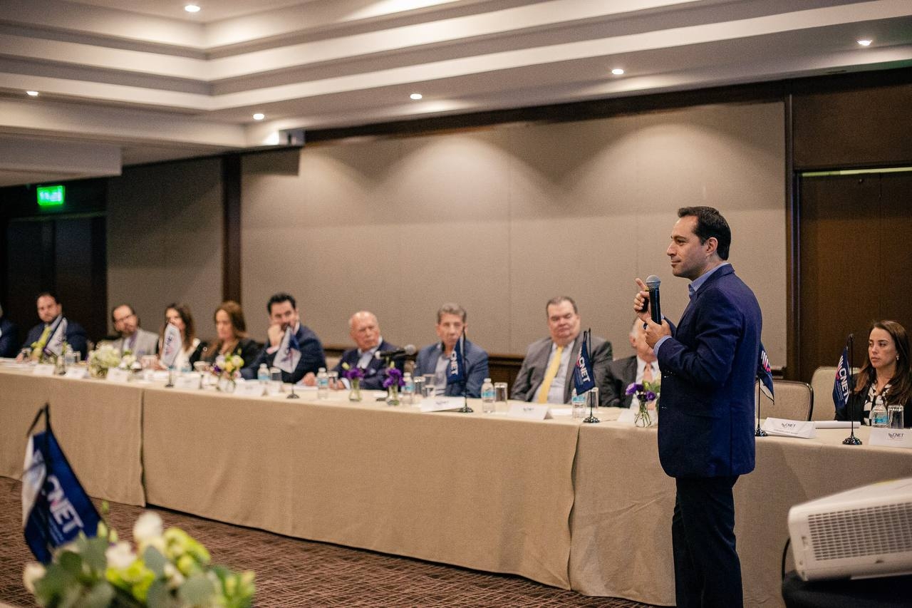 Mauricio Vila expuso las principales oportunidades para invertir en Yucatán