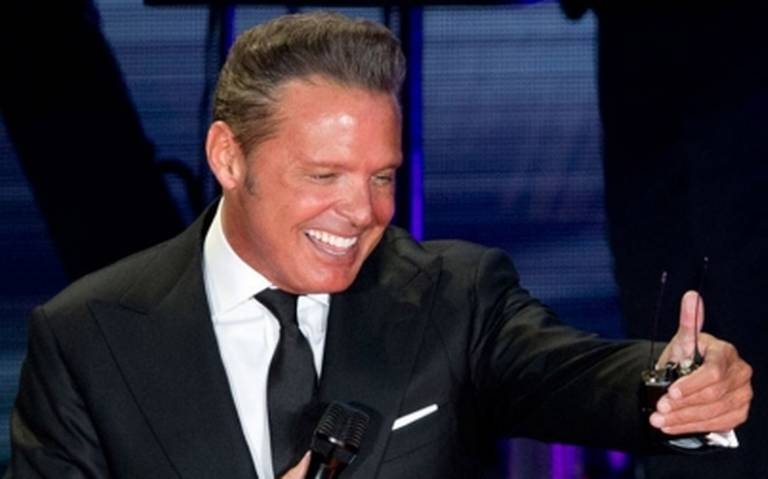 Luis Miguel muestra su postura sobre la demanda y orden de aprehensión