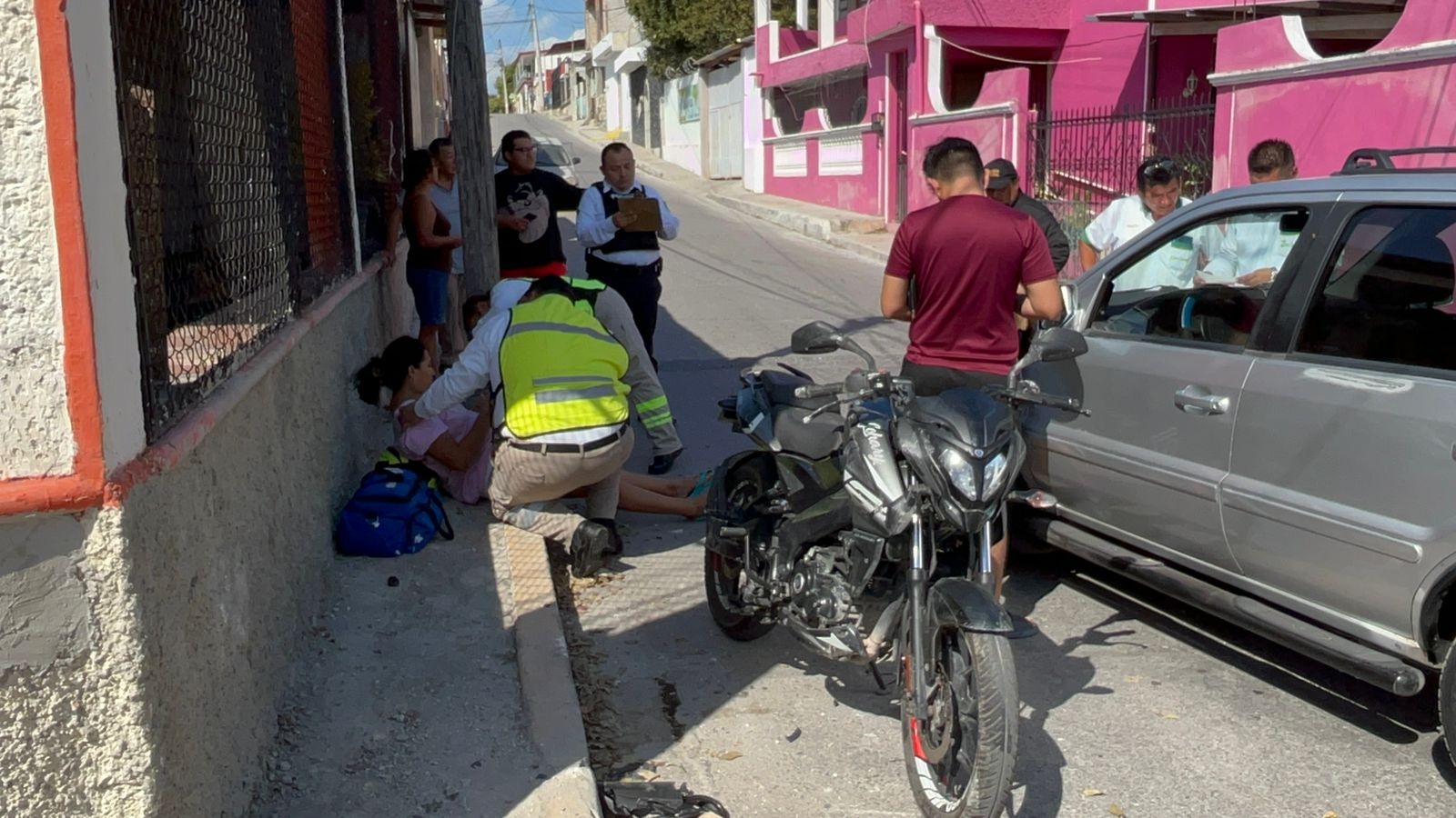 Conductor atropella a una pareja de motociclistas en Campeche