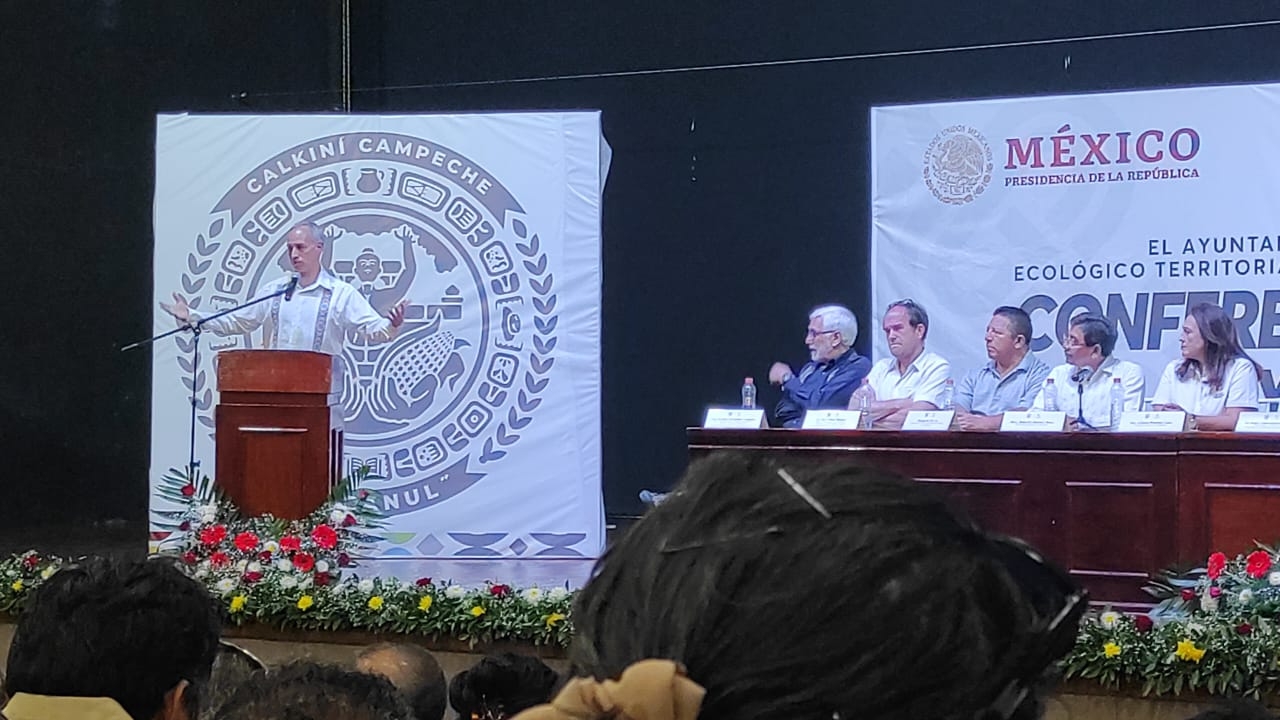 La conferencia de Hugo López-Gatell se realizó en el Instituto Tecnológico de Calkiní