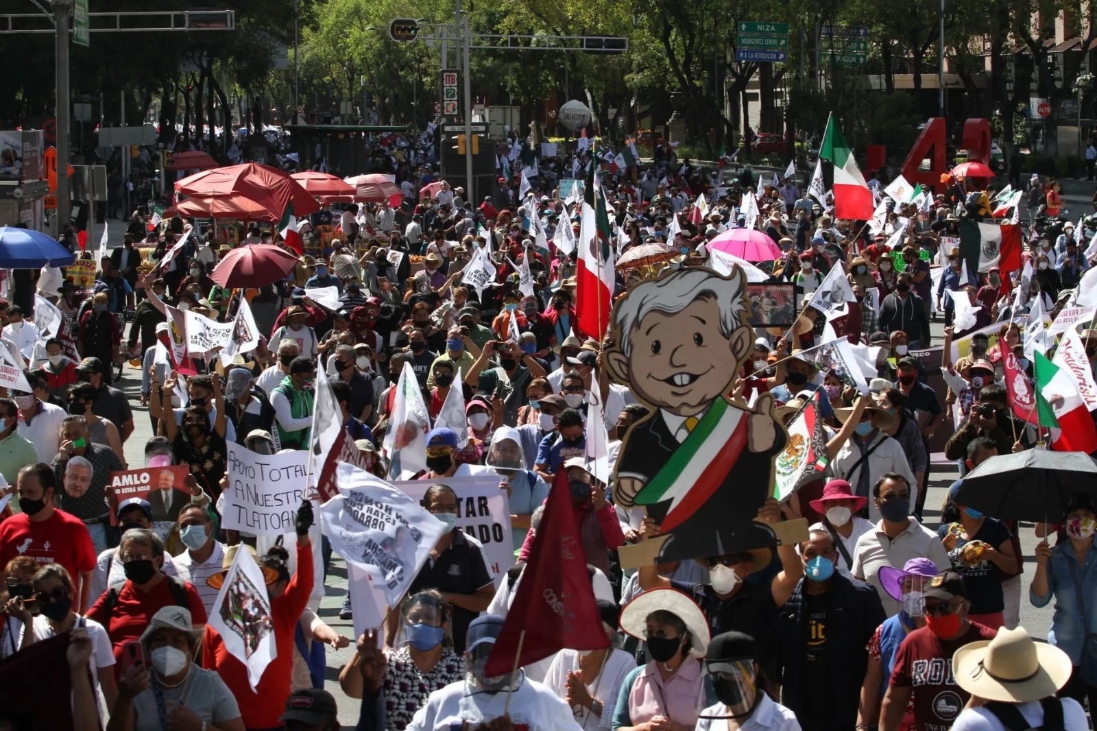 Convocan a marcha en apoyo a AMLO en el Zócalo de la CDMX