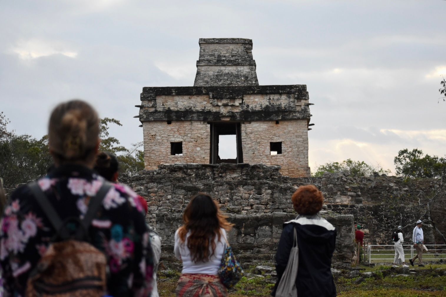 Los turistas pasadas las 6 horas de la mañana comenzaron a retirarse