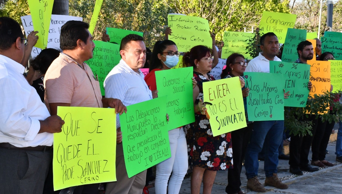 Director de la IEEA Campeche califica de 'berrinchitos' la protesta de trabajadores sindicalizados