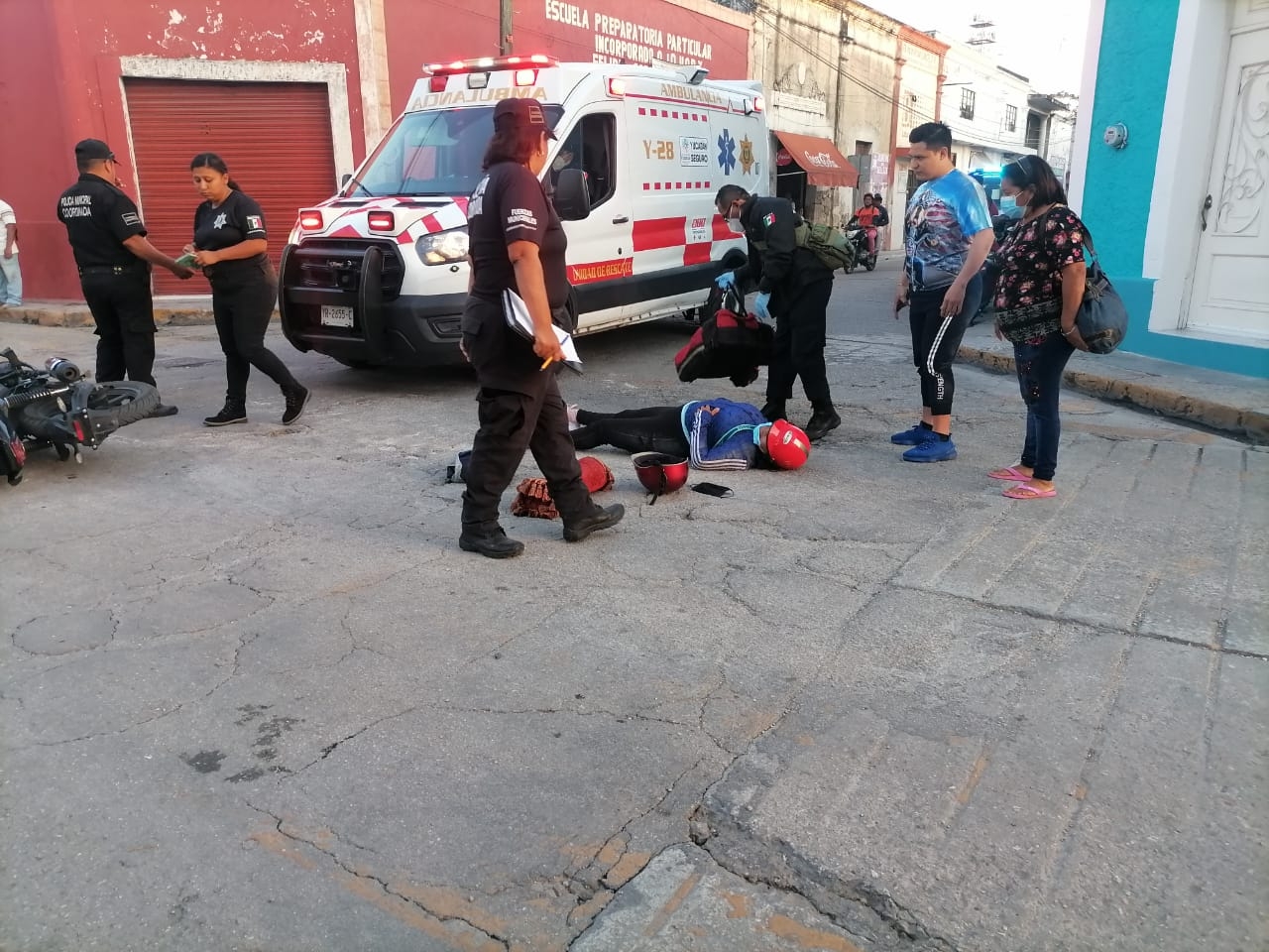 La mujer que conducía una de las motos fue trasladada al hospital