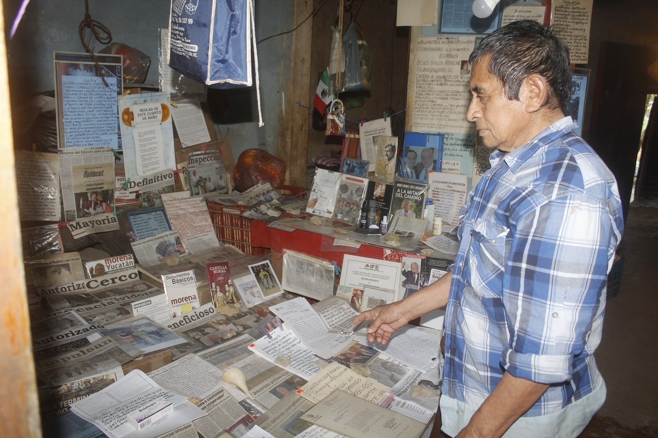 Don Ermilo Cano, el lector de Tizimín que guarda los 32 años de historia de Por Esto!