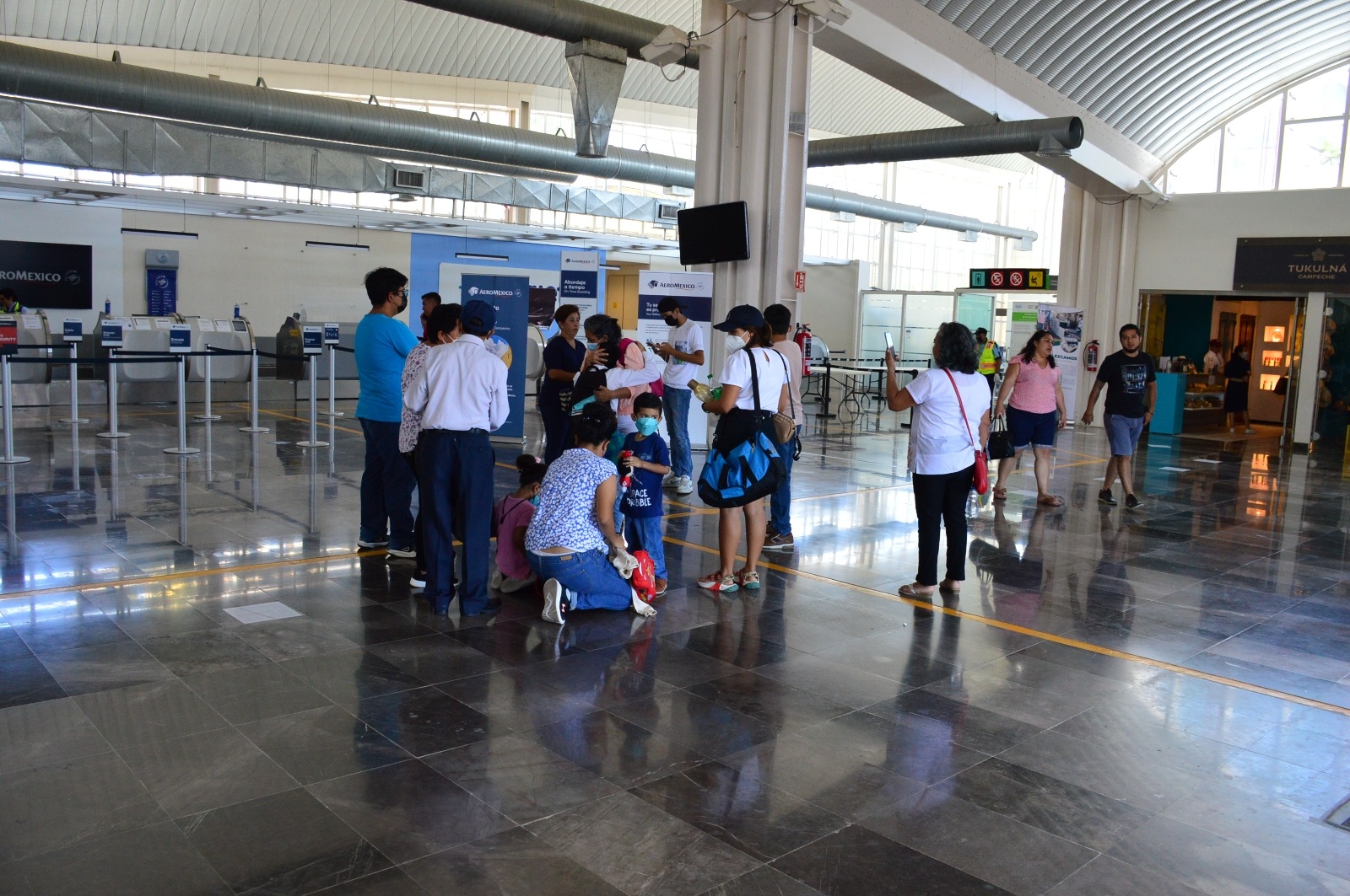 Aeropuerto de Campeche cierra operaciones este martes con el traslado de 367 pasajeros