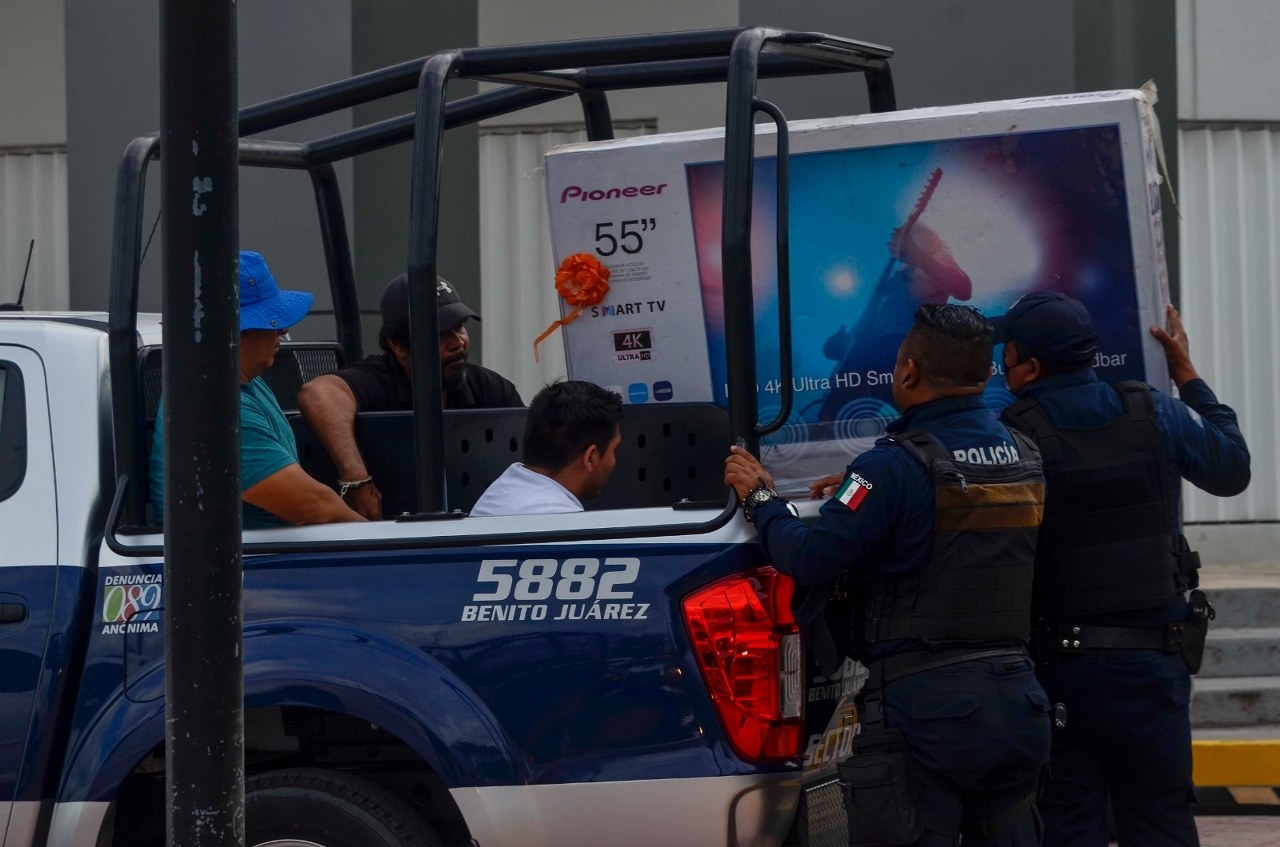 Presuntos defraudadores de "La Bolita" acusan a la SSP de despojo en Cancún
