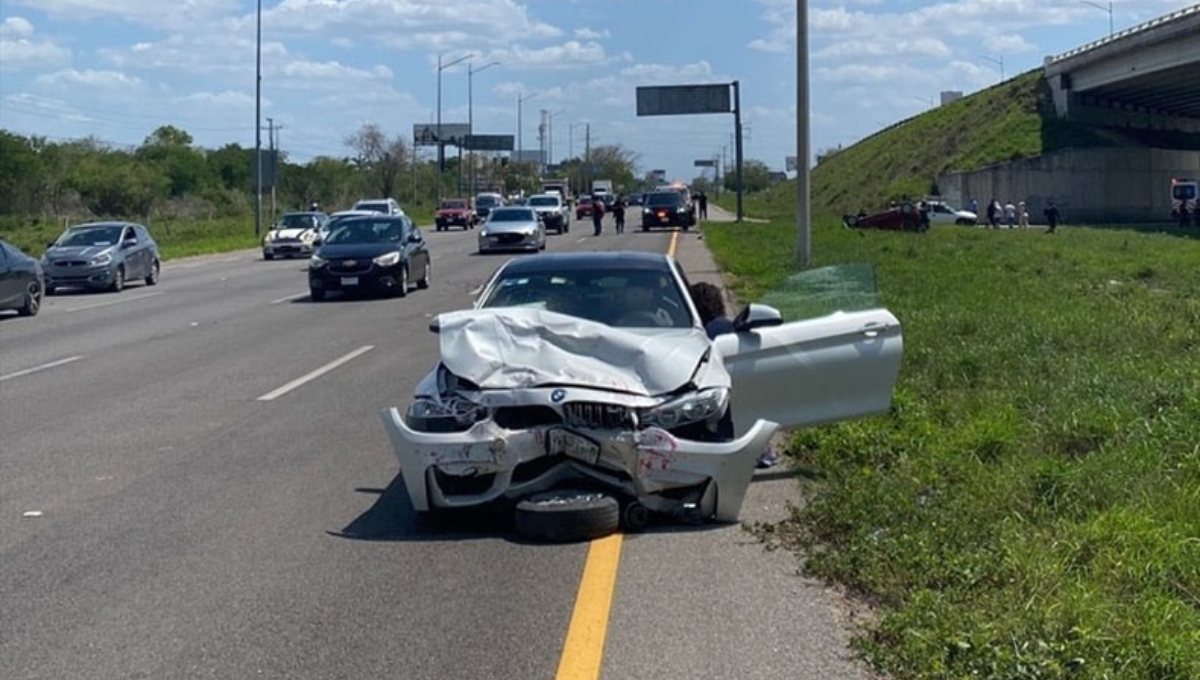 Conductor muere tras ser impactado por un BMW en la vía Mérida-Progreso