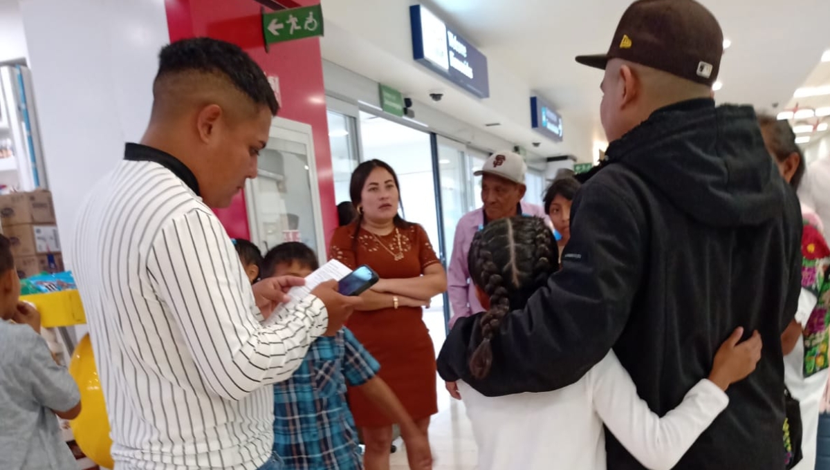 Aeropuerto de Mérida: Aduana retiene maleta de migrante yucateco