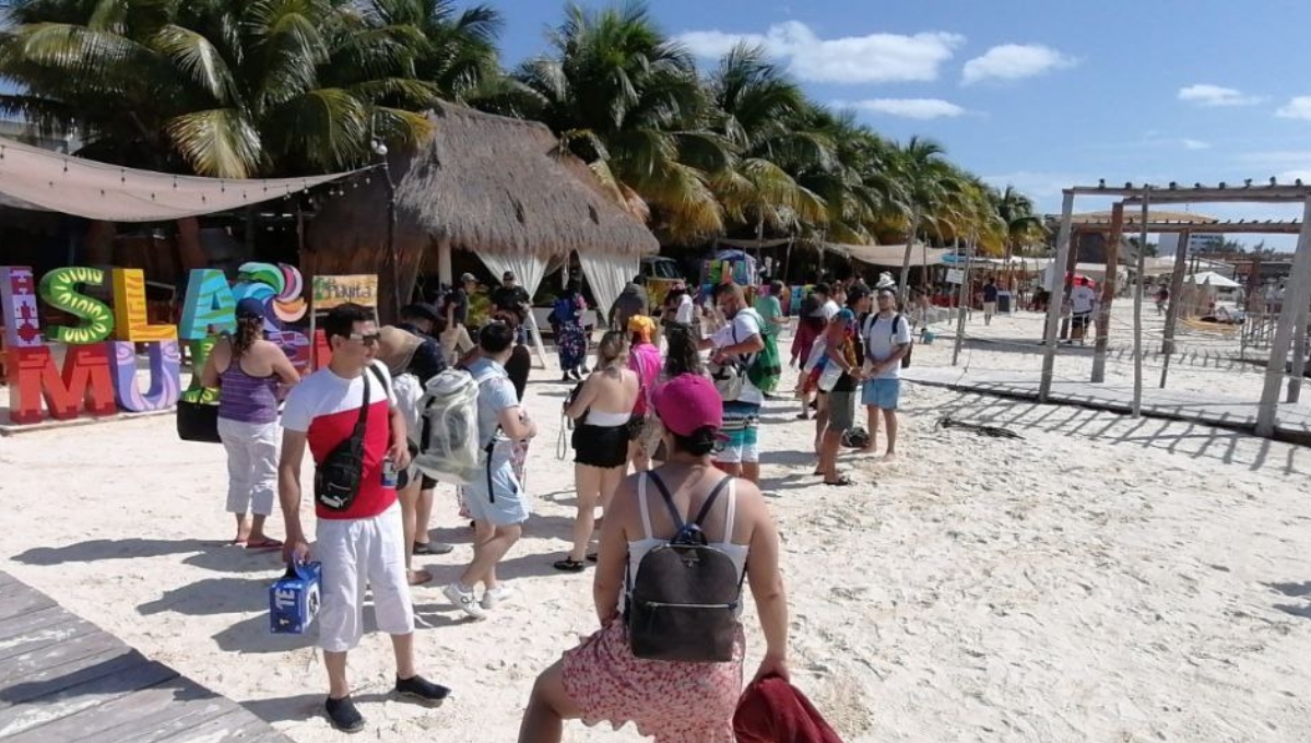 Supera 90% la ocupación de turismo en Isla Mujeres