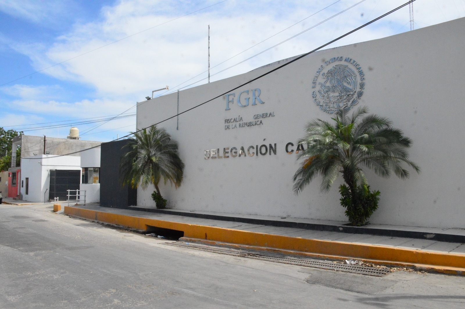 FGR investiga destino de drogas y armas halladas en Campeche