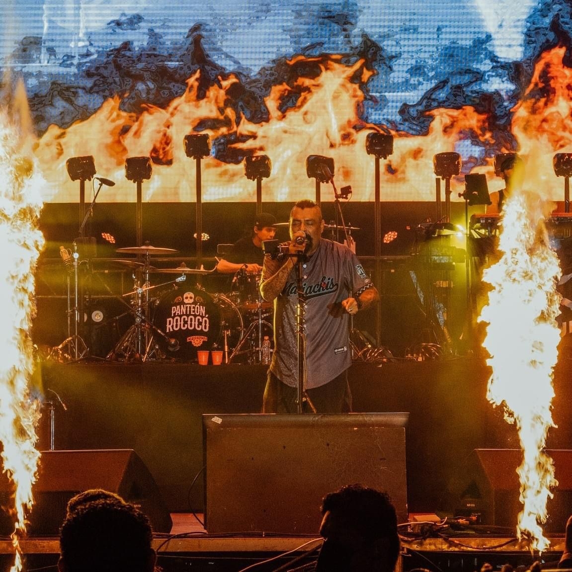 Panteón Rococó rinde tributo a la música latina con un concierto en Mérida