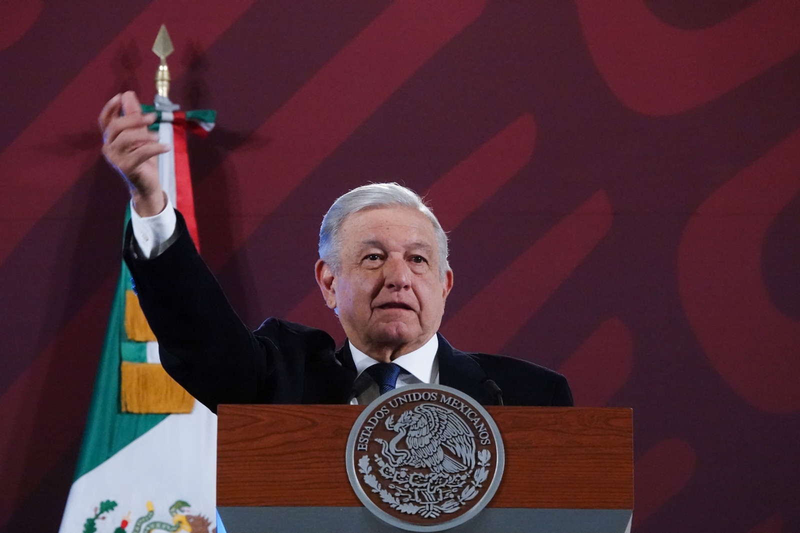 AMLO lanza fuerte mensaje contra Estados Unidos: 'No les preocupa el bienestar, sólo el dinero'