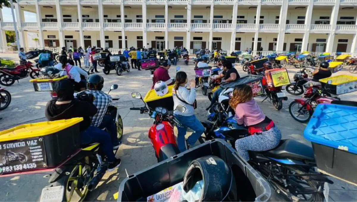 Los motorepartidores hicieron sonar sus claxons para manifestarse