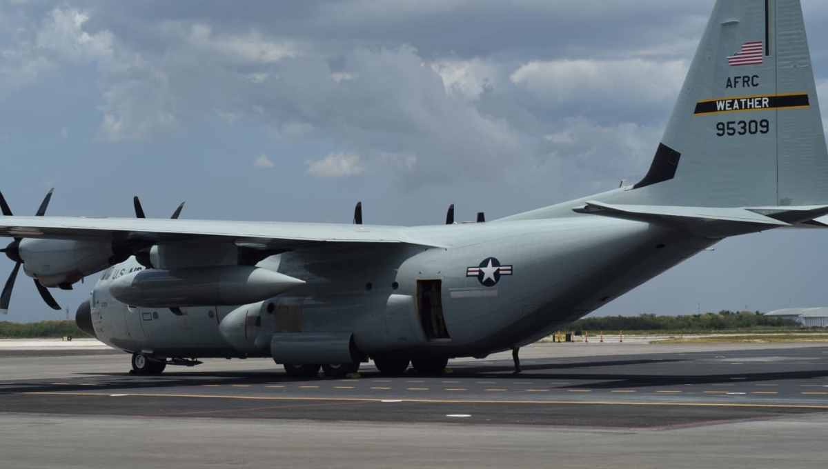 Conoce al único avión que puede entrar al ojo de un Huracán; está en Mérida